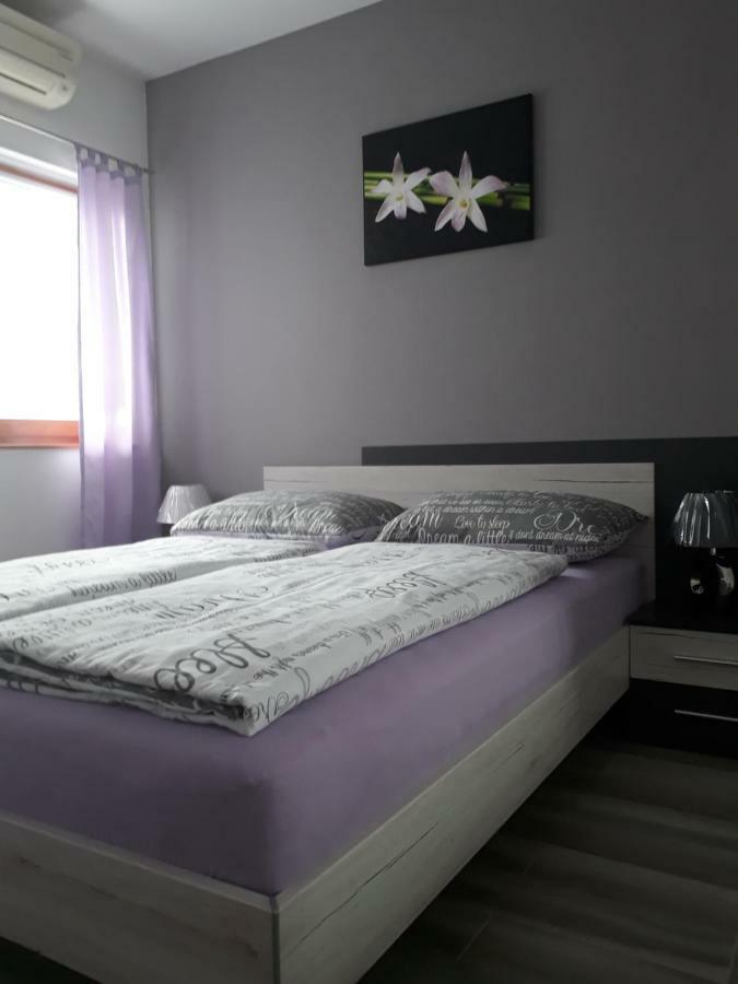 סנג' Apartment Klaudio מראה חיצוני תמונה