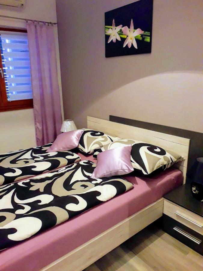 סנג' Apartment Klaudio מראה חיצוני תמונה